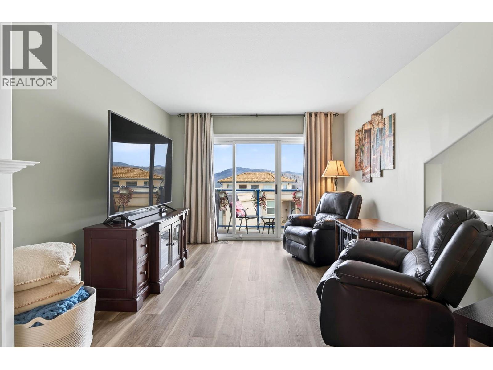 #17 245 Whistler Drive - 5