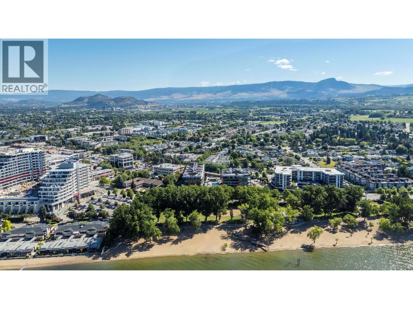 303 3409 Lakeshore Road, Kelowna