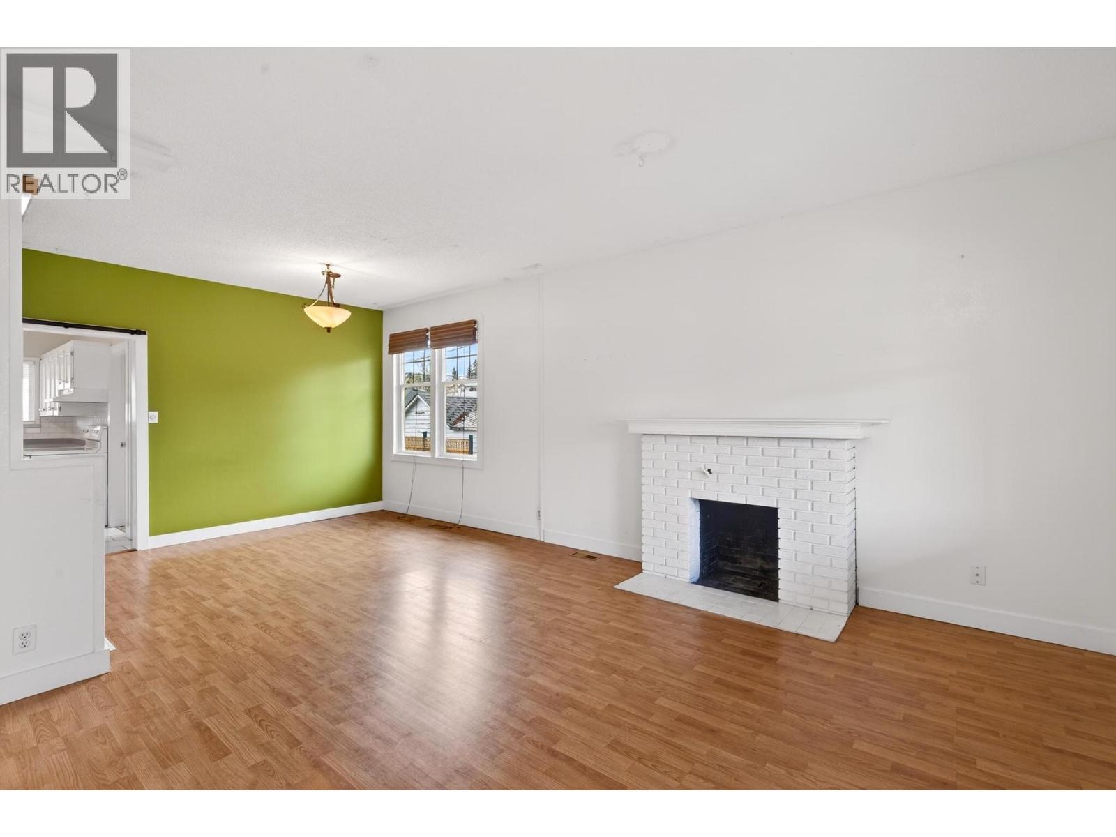  815 Lawrence Avenue, Kelowna