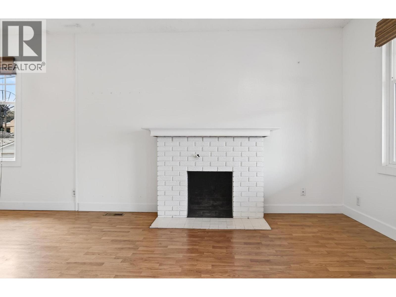  815 Lawrence Avenue, Kelowna