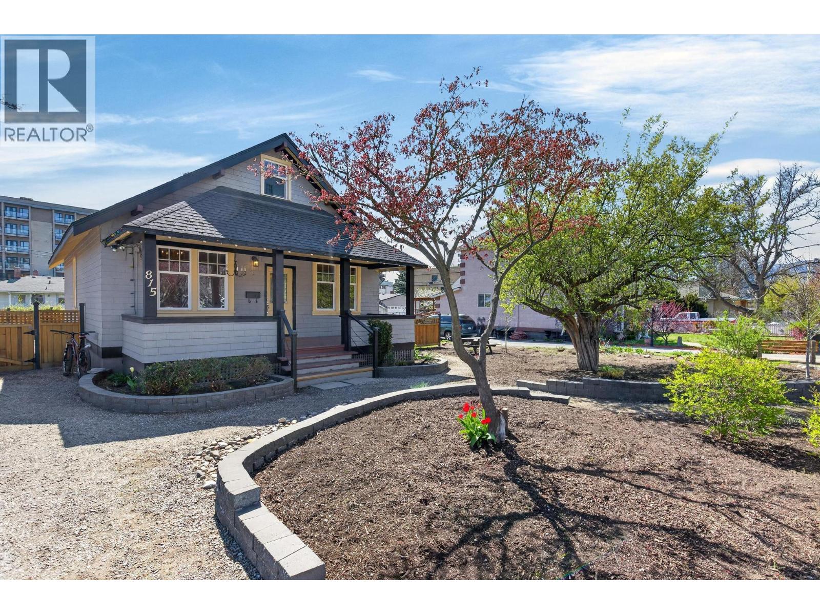  815 Lawrence Avenue, Kelowna