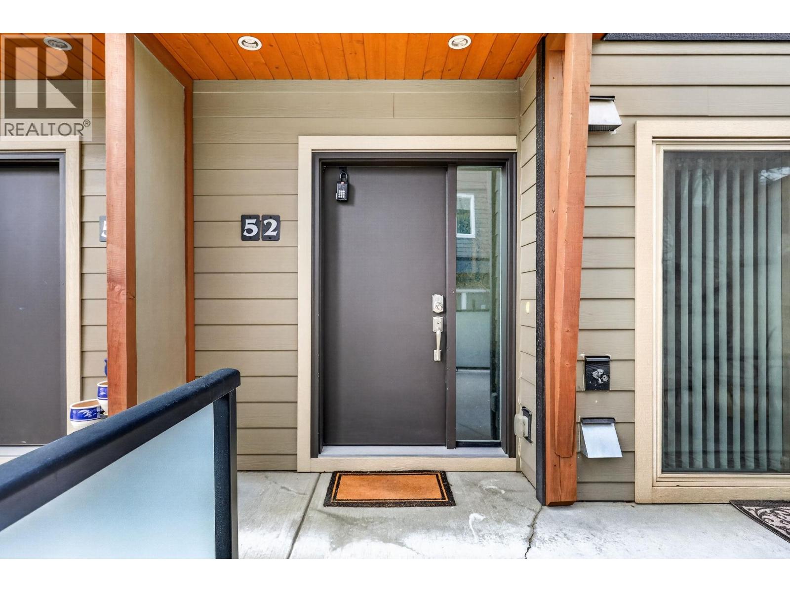 52 3626 Mission Springs Drive, Kelowna