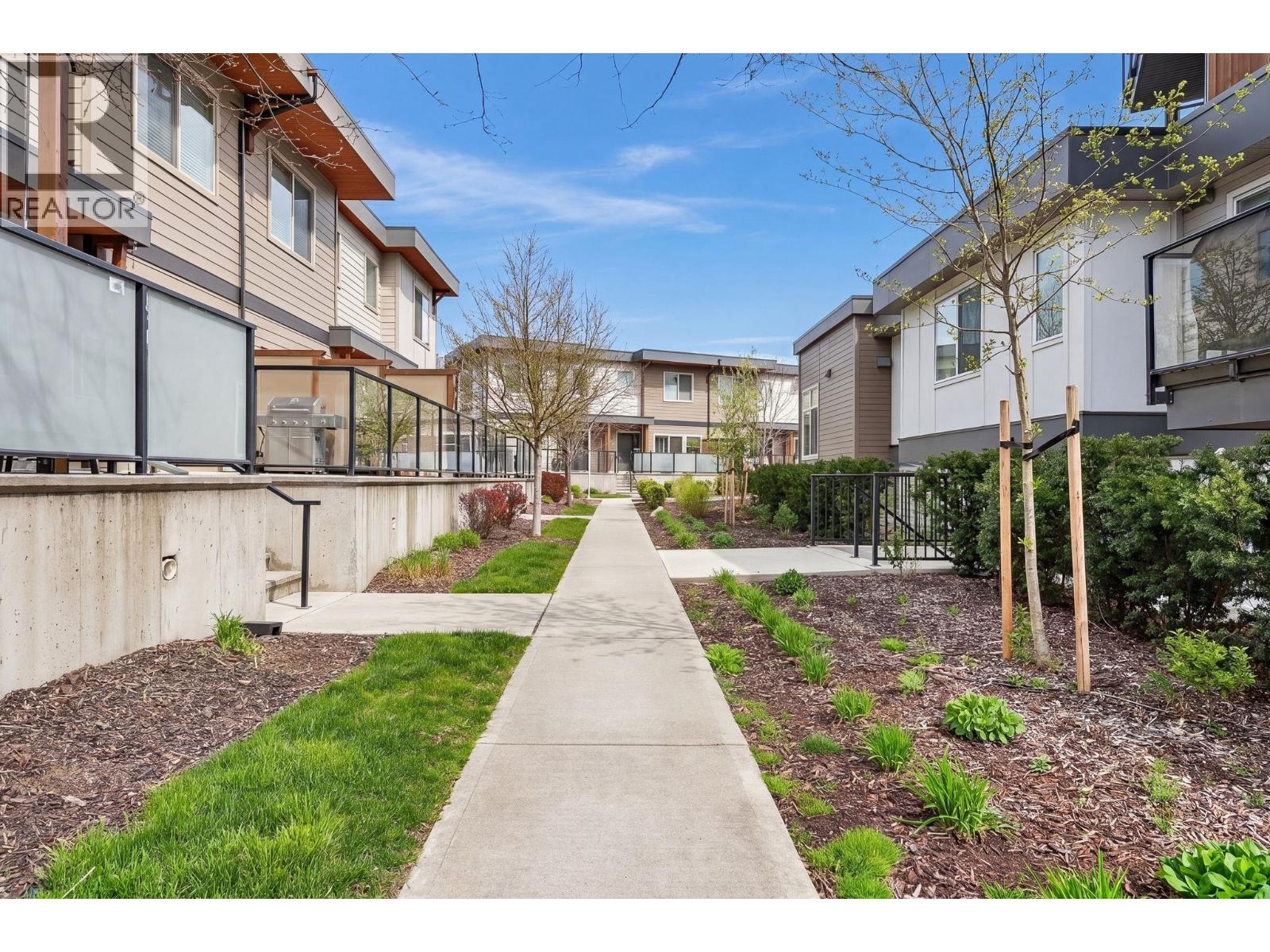 52 3626 Mission Springs Drive, Kelowna