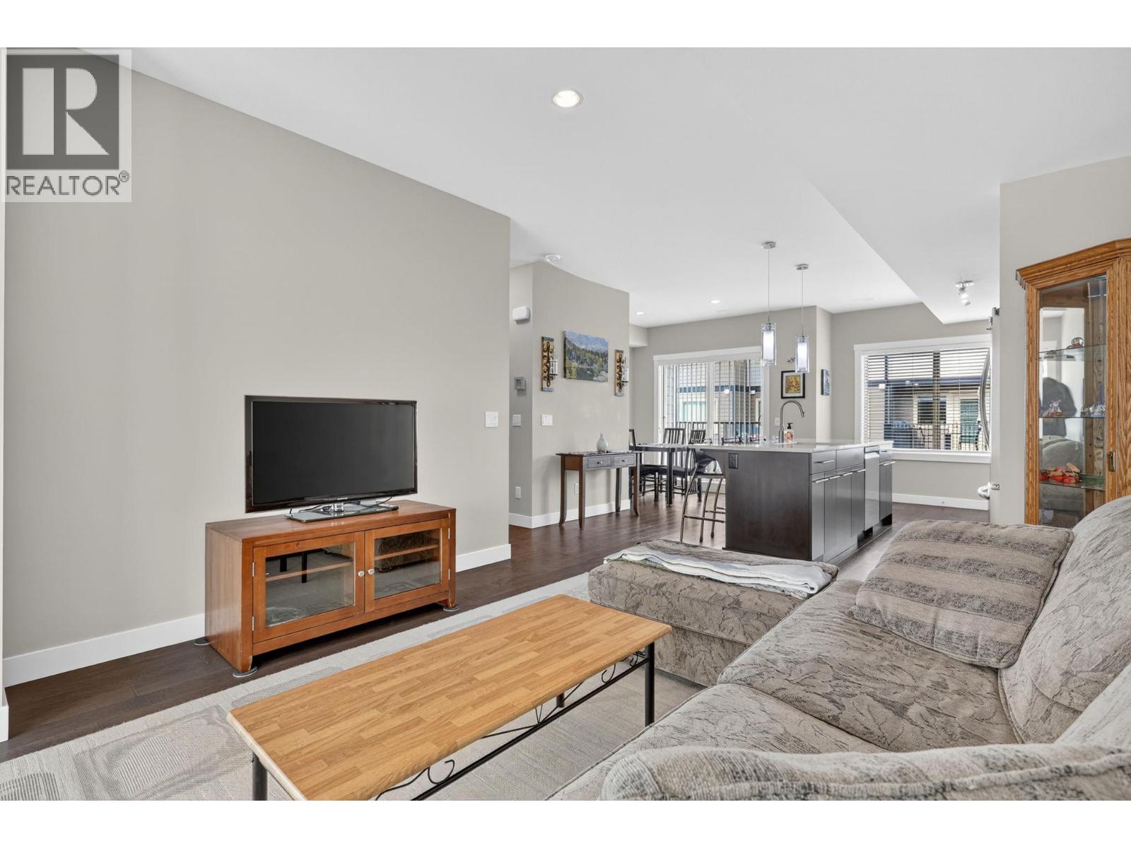 52 3626 Mission Springs Drive, Kelowna