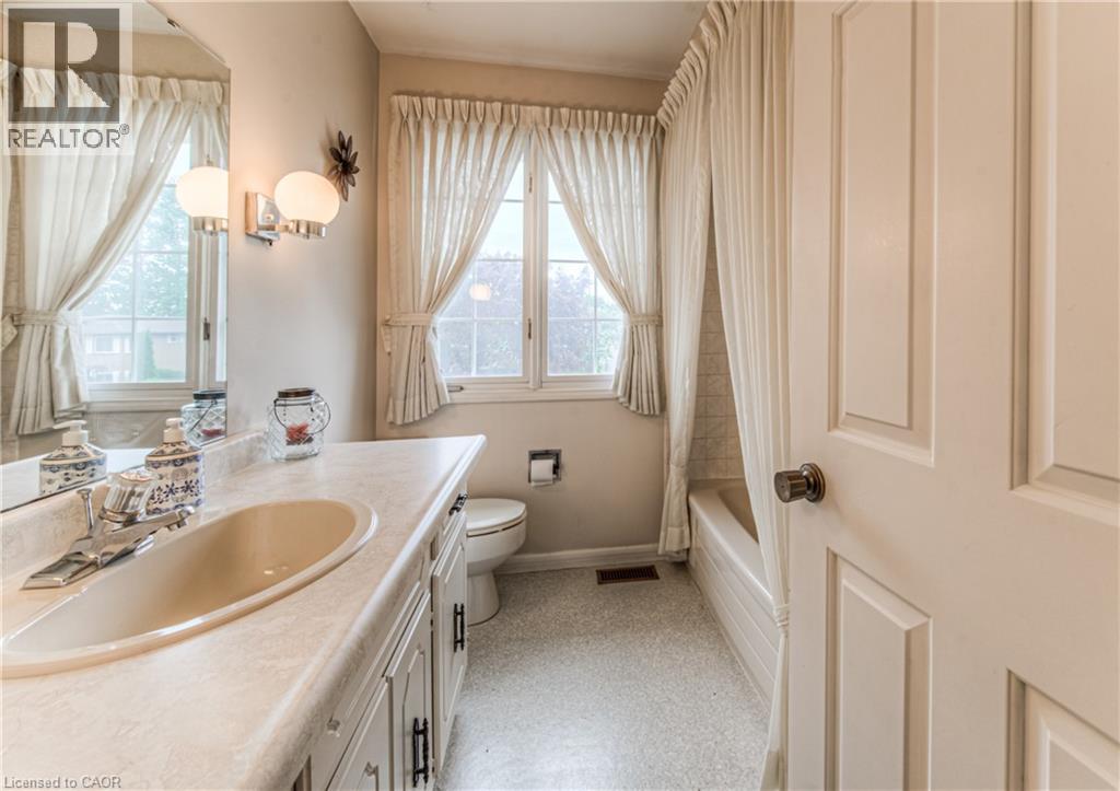 65 TRAILVIEW Drive - 27
