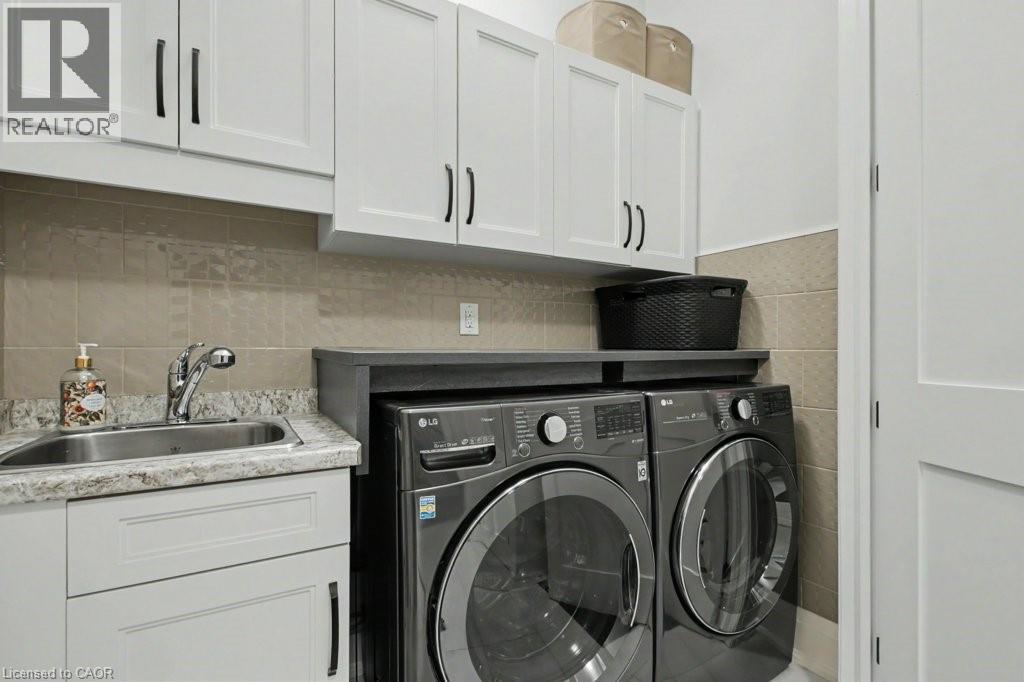38 SWAN AVENUE - 10
