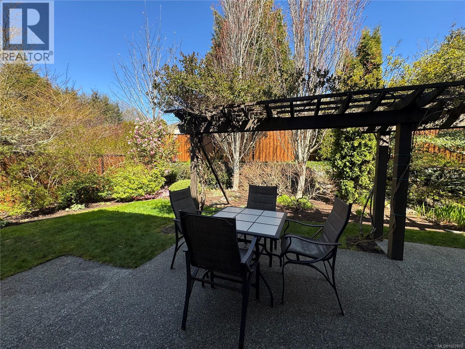2433 Driftwood Dr — photo 5