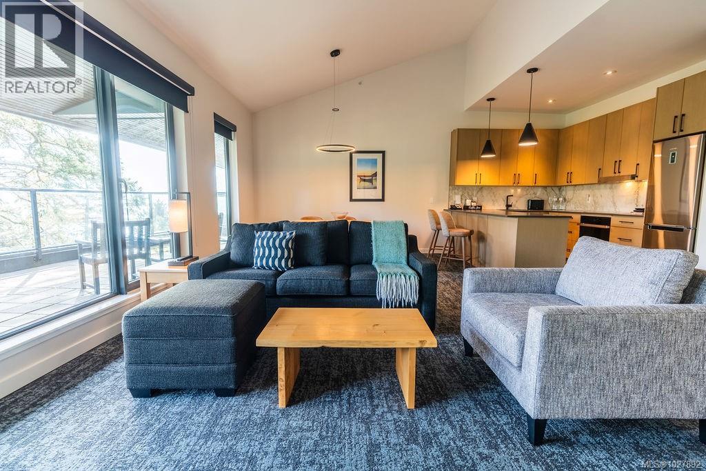 402 596 Marine Dr, Ucluelet
