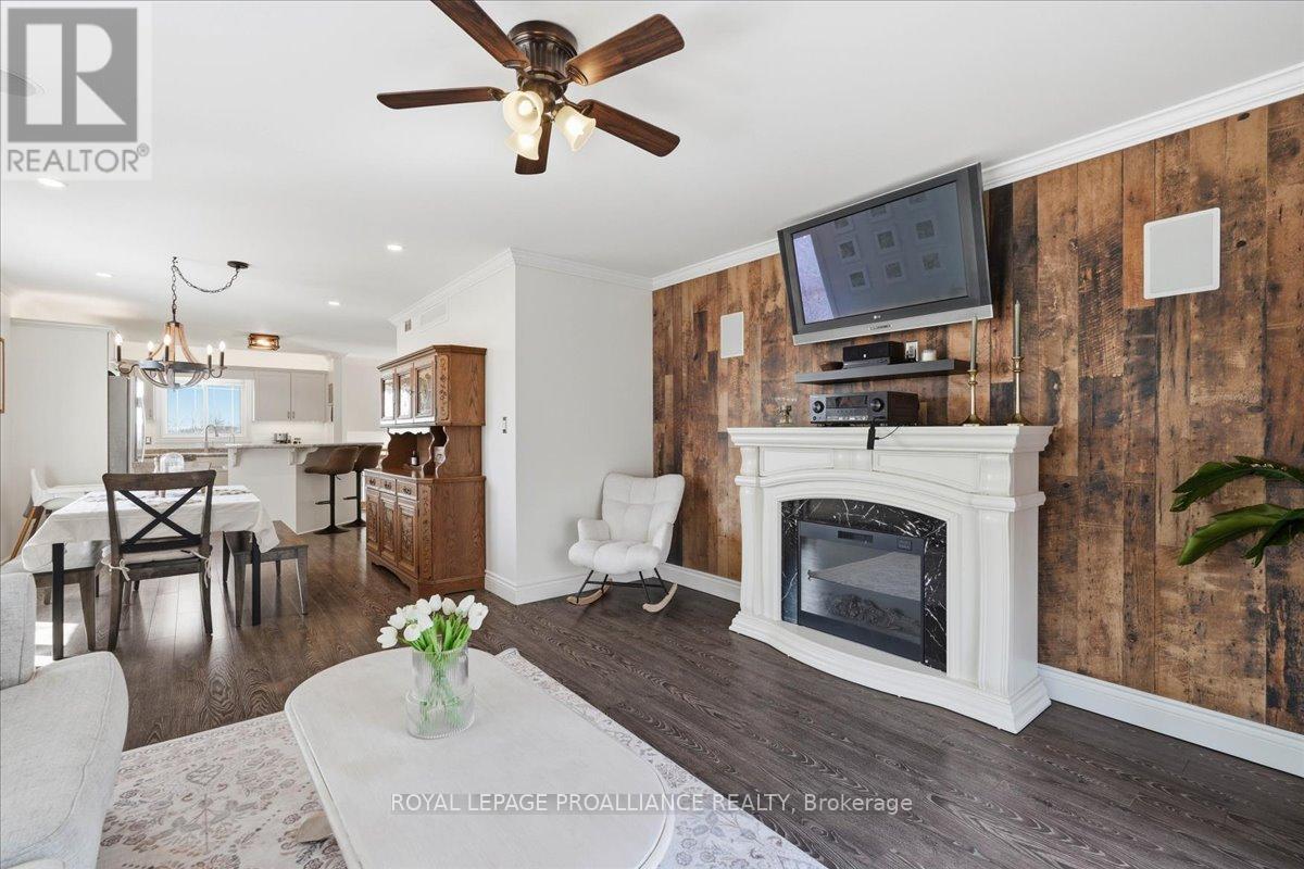735 SHANNON ROAD — photo 19