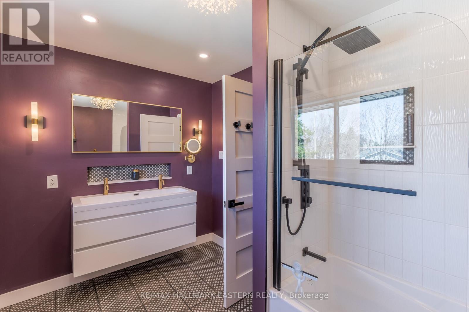 Spa like bathroom