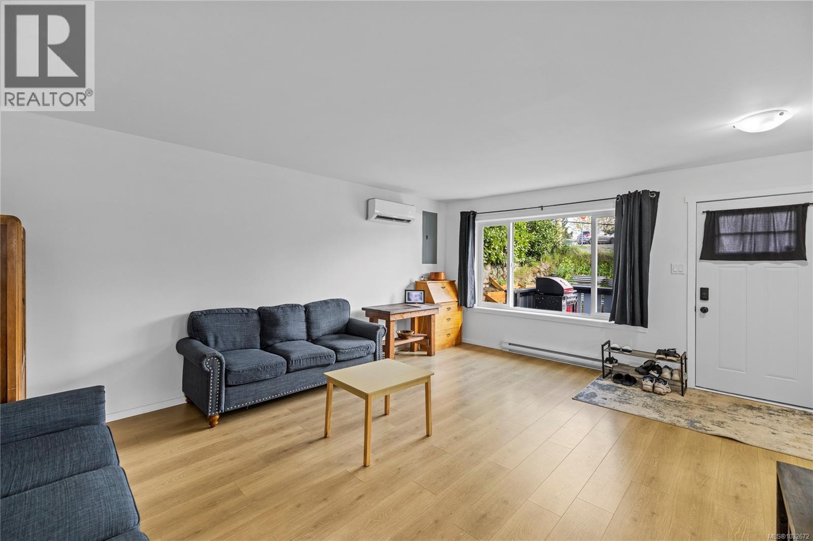 52 ATHLETIC ST - Image 2