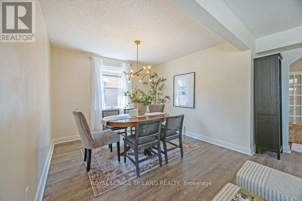 1366 LANGMUIR AVENUE Property Photo