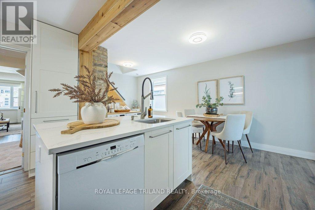 1366 LANGMUIR AVENUE Property Photo