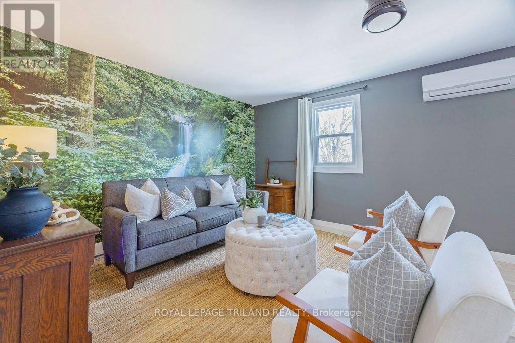 1366 LANGMUIR AVENUE Property Photo