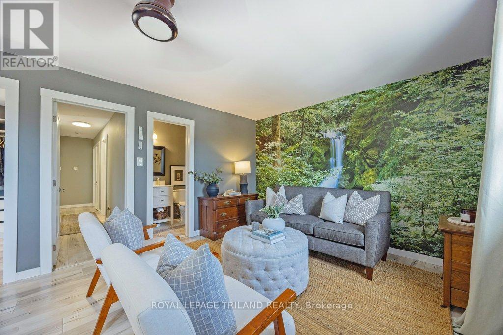 1366 LANGMUIR AVENUE Property Photo