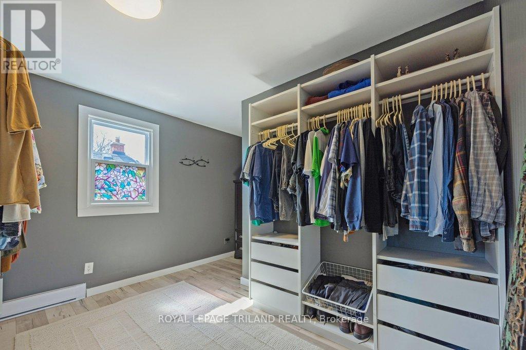 1366 LANGMUIR AVENUE Property Photo