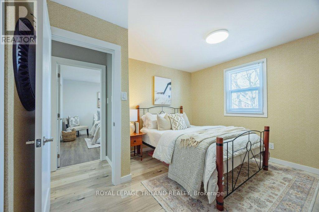 1366 LANGMUIR AVENUE Property Photo