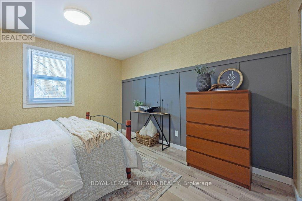 1366 LANGMUIR AVENUE Property Photo