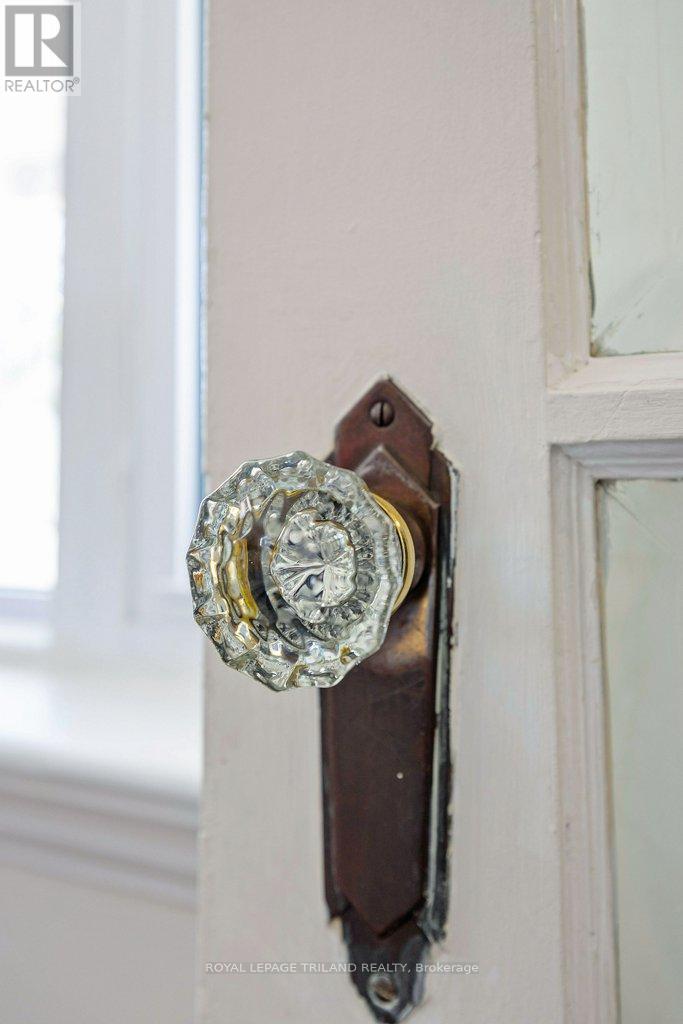 1366 LANGMUIR AVENUE Property Photo