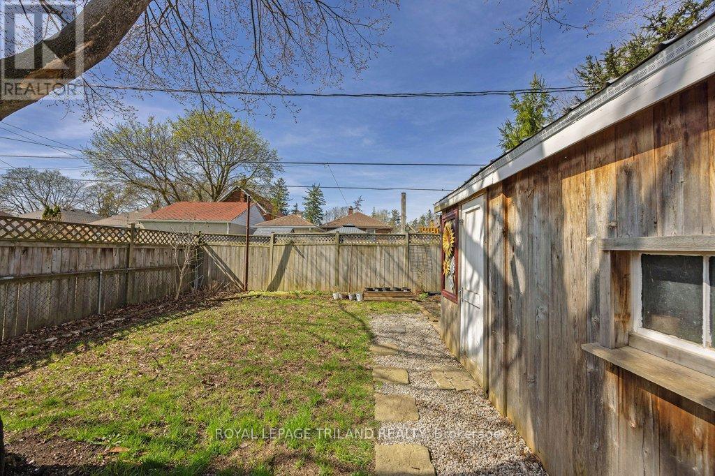 1366 LANGMUIR AVENUE Property Photo