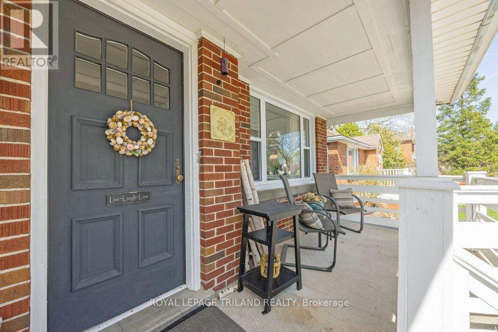 1366 LANGMUIR AVENUE Property Photo