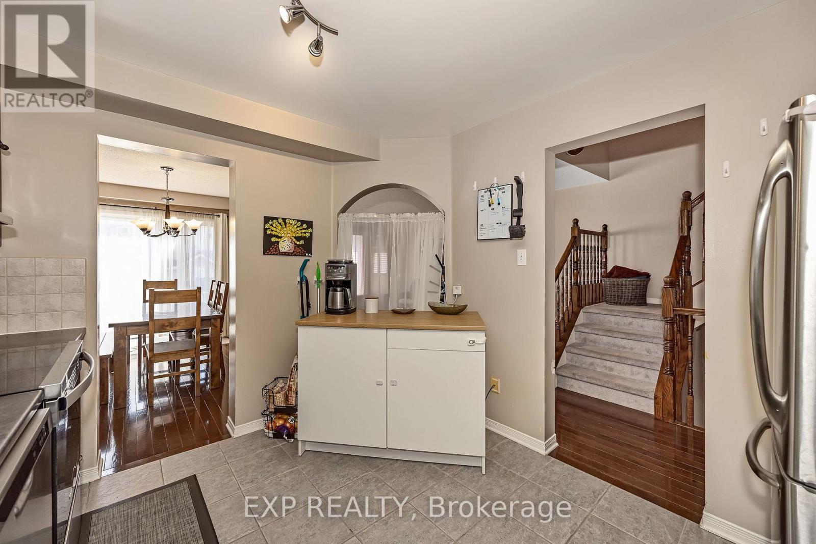359 BAKEWELL CRESCENT - 5