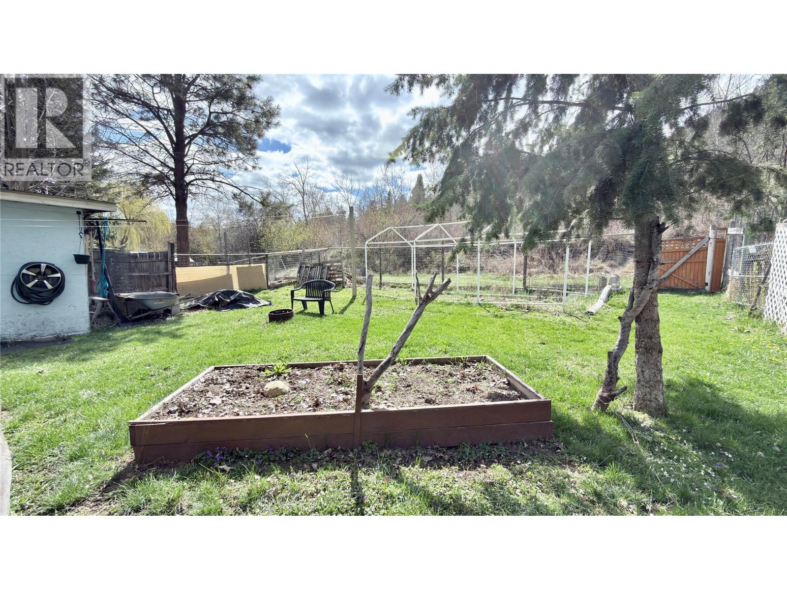 670 Central Avenue - 10