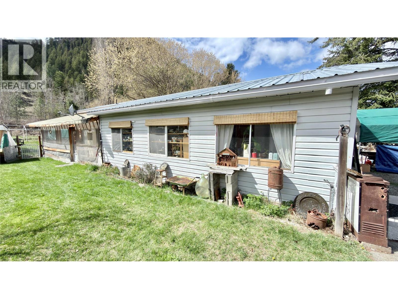 670 Central Avenue - 4