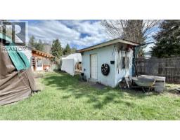 670 Central Avenue, Midway, BC V0H1M0 Photo 13