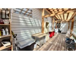 670 Central Avenue, Midway, BC V0H1M0 Photo 14