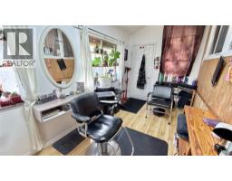 670 Central Avenue, Midway, BC V0H1M0 Photo 18