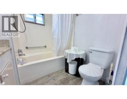 670 Central Avenue, Midway, BC V0H1M0 Photo 31