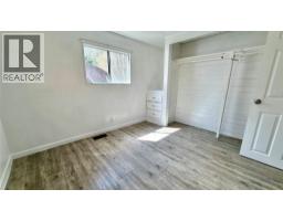 670 Central Avenue, Midway, BC V0H1M0 Photo 33