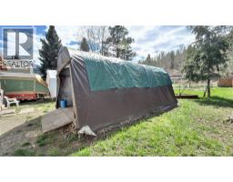 670 Central Avenue, Midway, BC V0H1M0 Photo 9