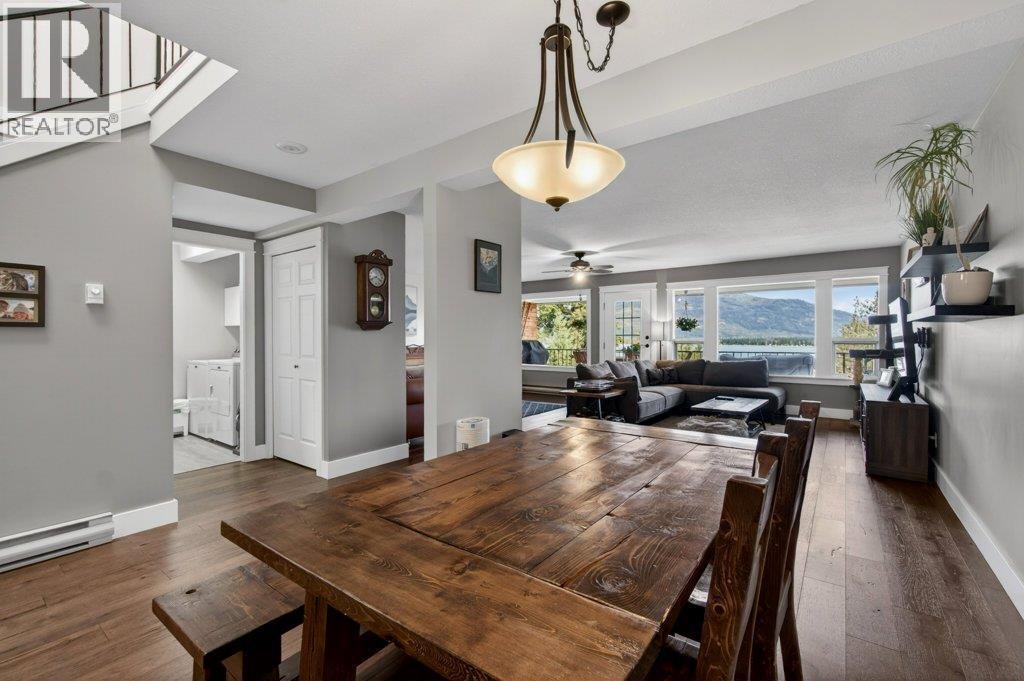 3 1261 Trans Canada Highway, Sorrento