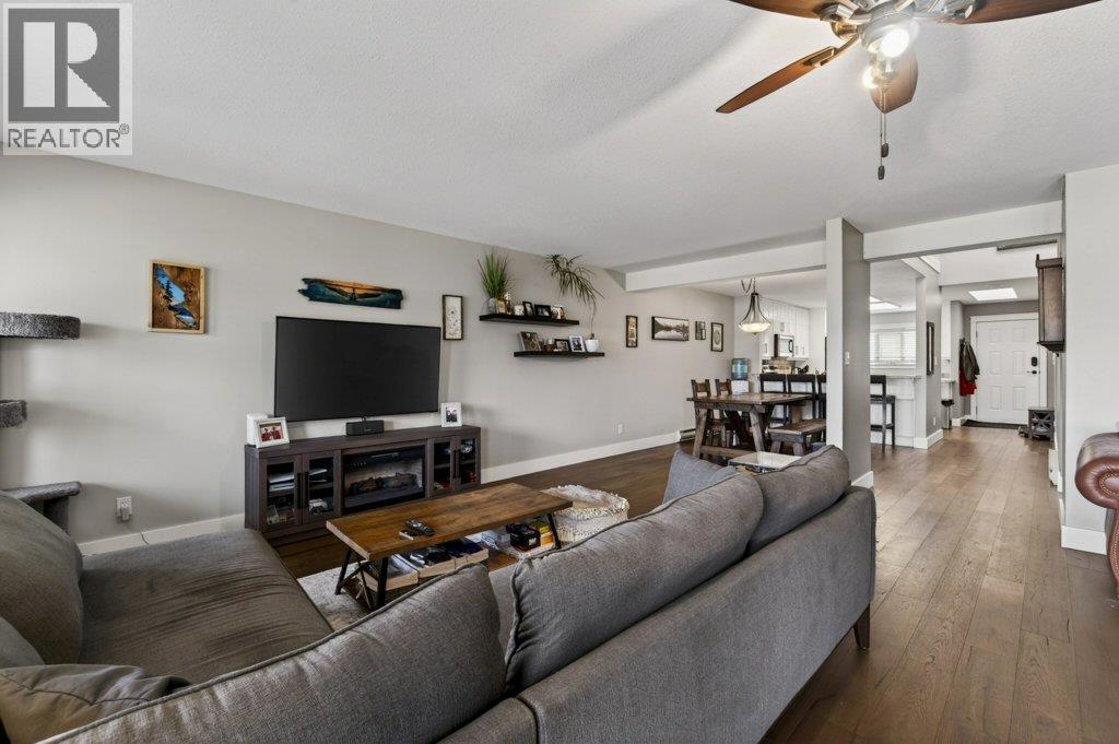 3 1261 Trans Canada Highway, Sorrento