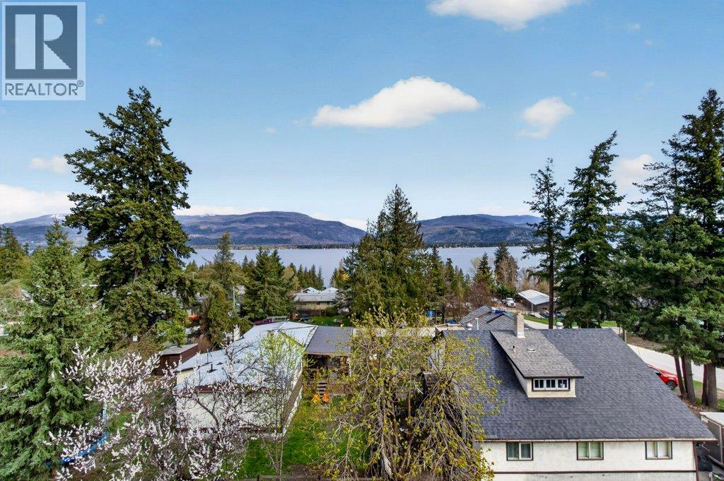 3 1261 Trans Canada Highway, Sorrento