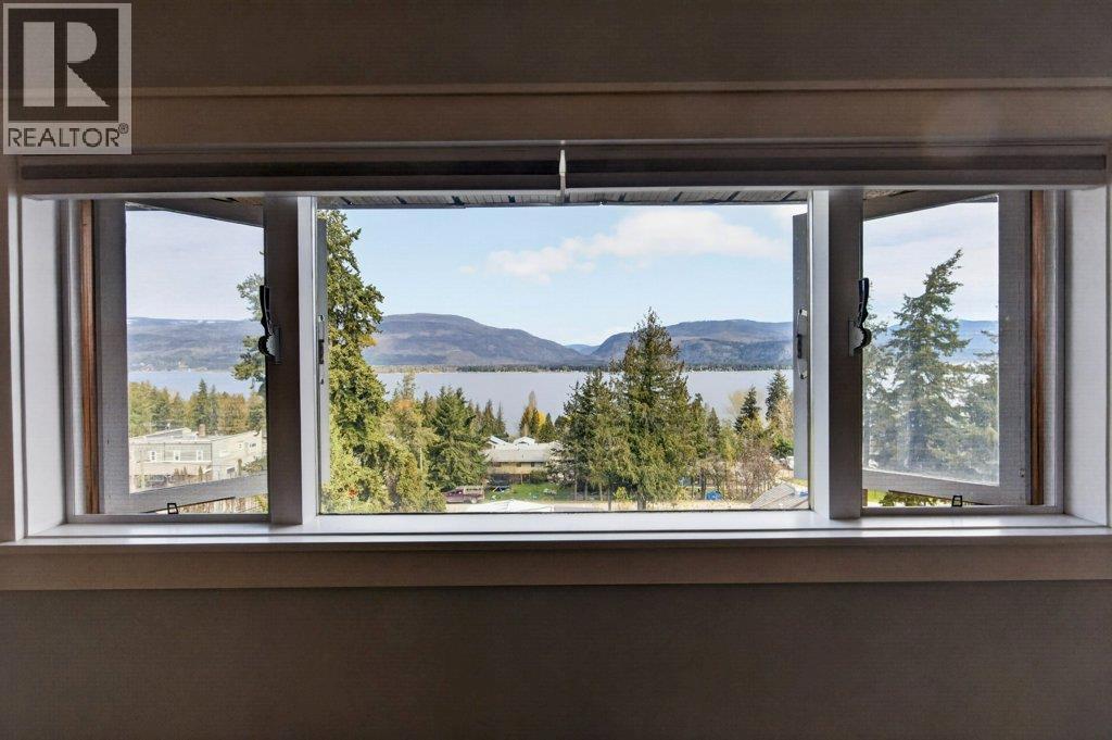 3 1261 Trans Canada Highway, Sorrento