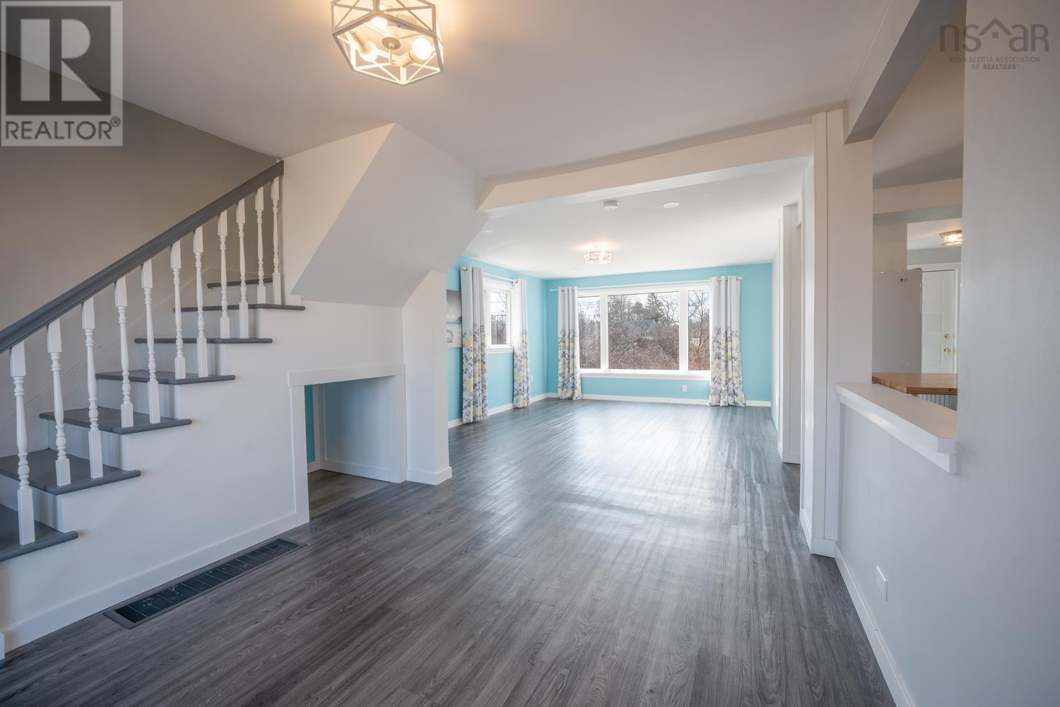 Property 21 of 50 of 42 Young Road