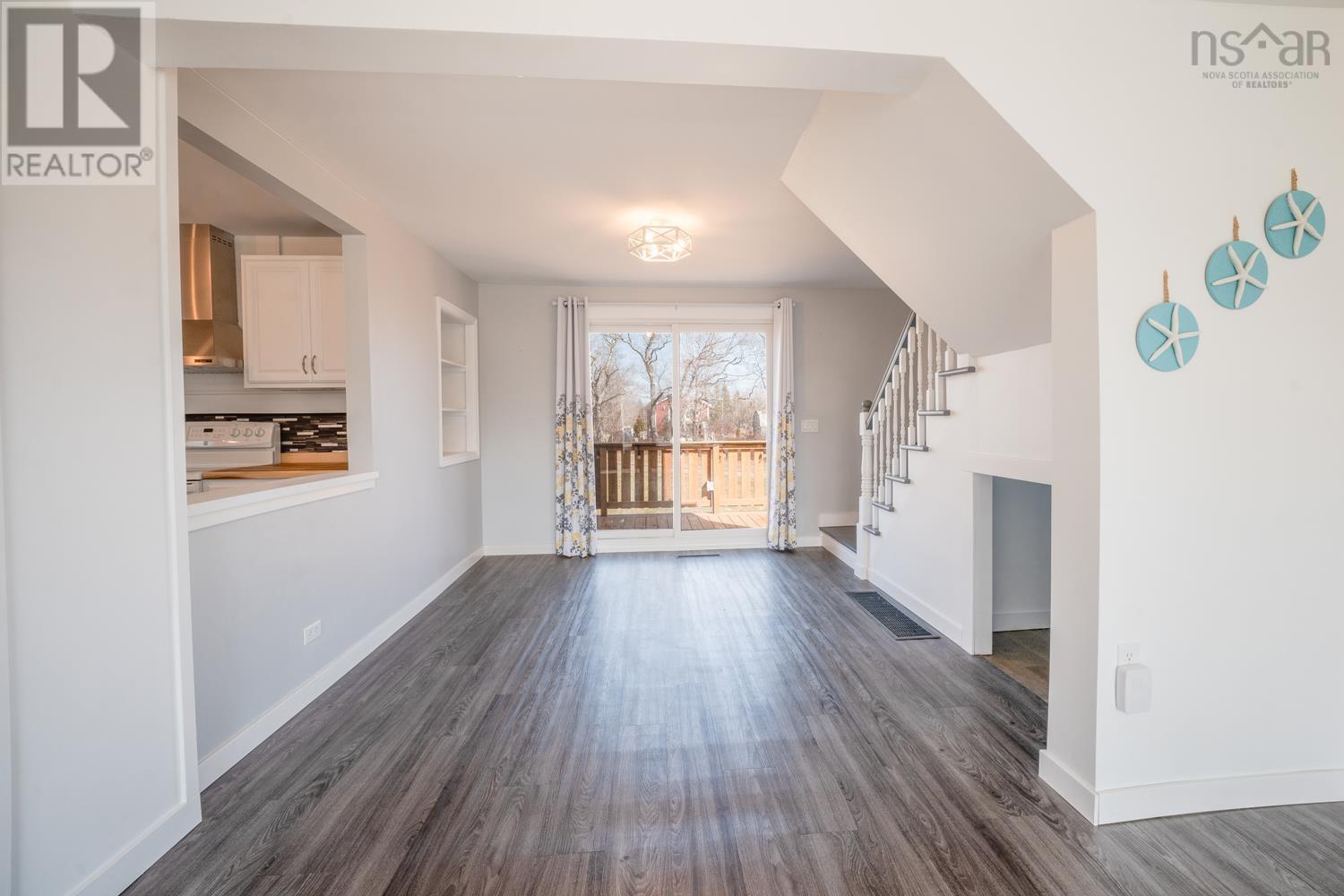 Property 19 of 50 of 42 Young Road