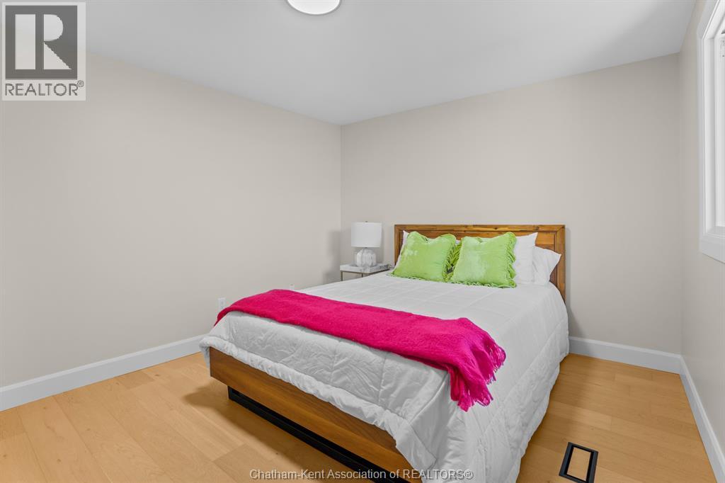 3 Academy CRESCENT - 20