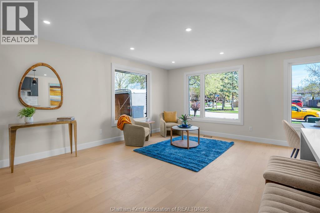 3 Academy CRESCENT - 8