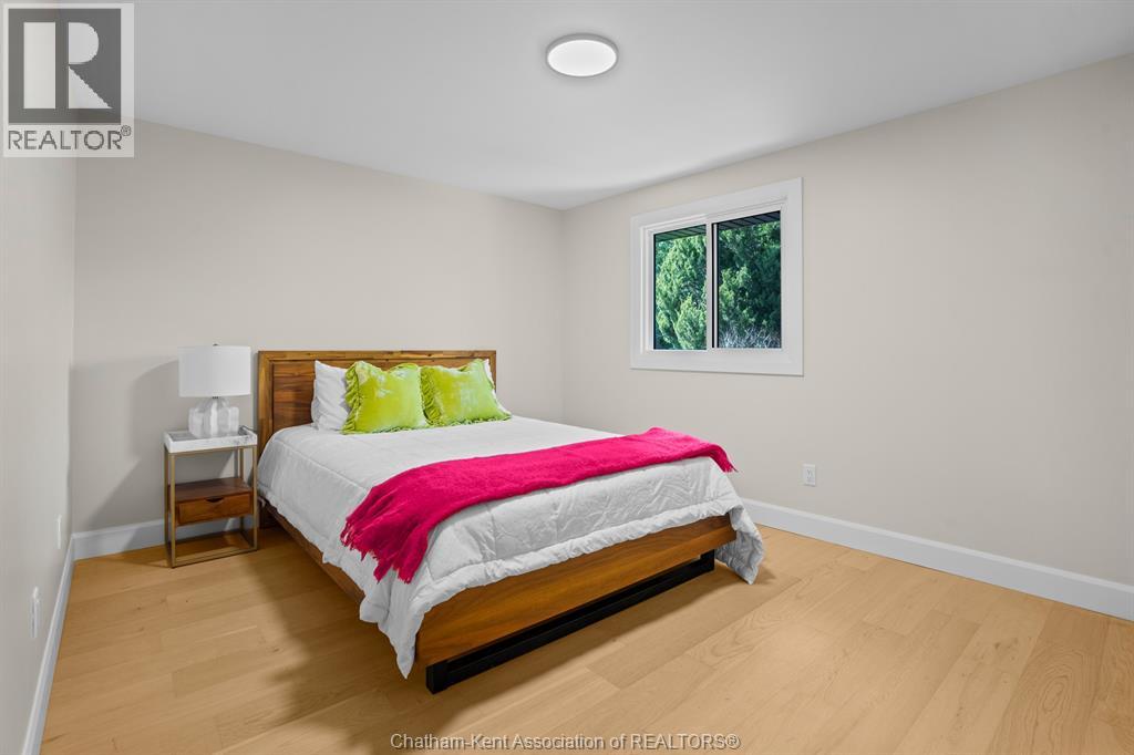 3 Academy CRESCENT - 19