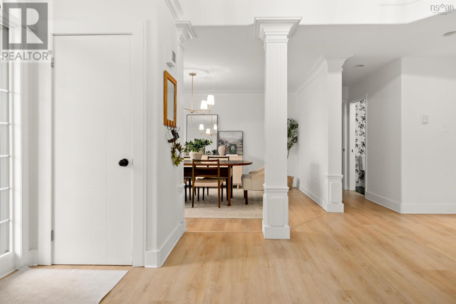 Property 9 of 40 of 149 Cresthaven Drive