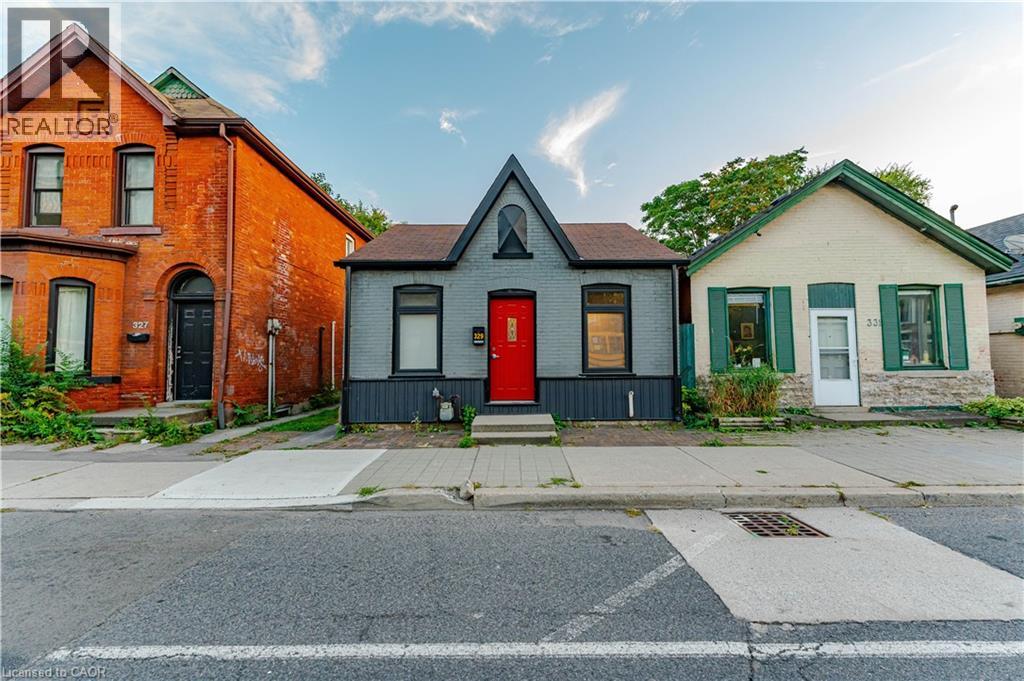 329 MAIN Street W - 3