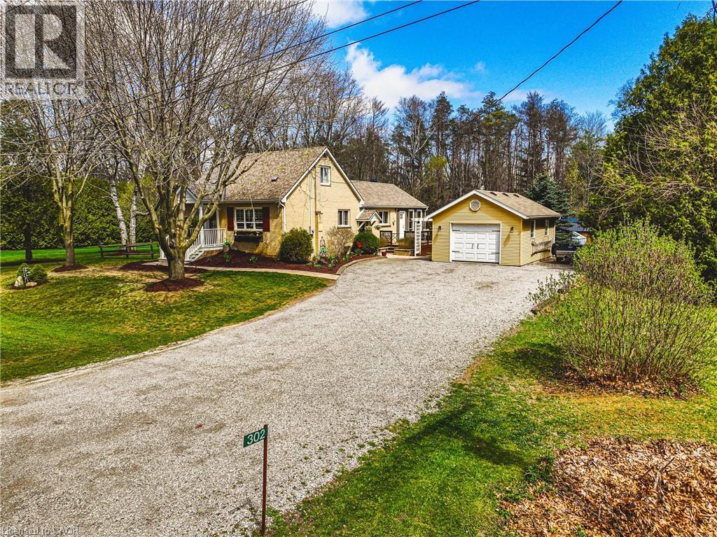 302 FISHERS GLEN Road - 44