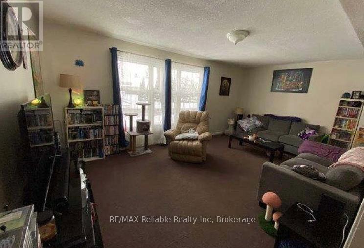 4 ST. CHARLES PLACE, Huron East (Vanastra), Ontario, N0M1L0 — Photo 9