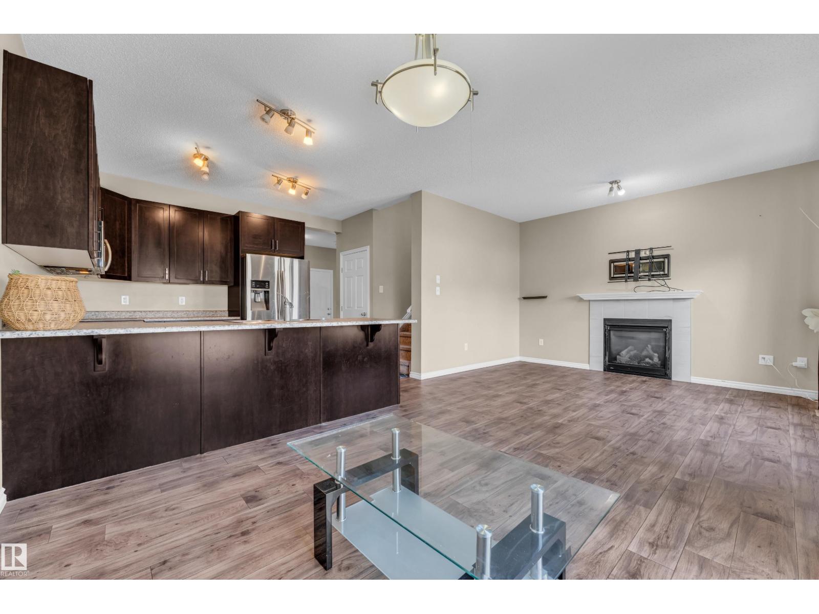 2526 19A AV NW, Edmonton