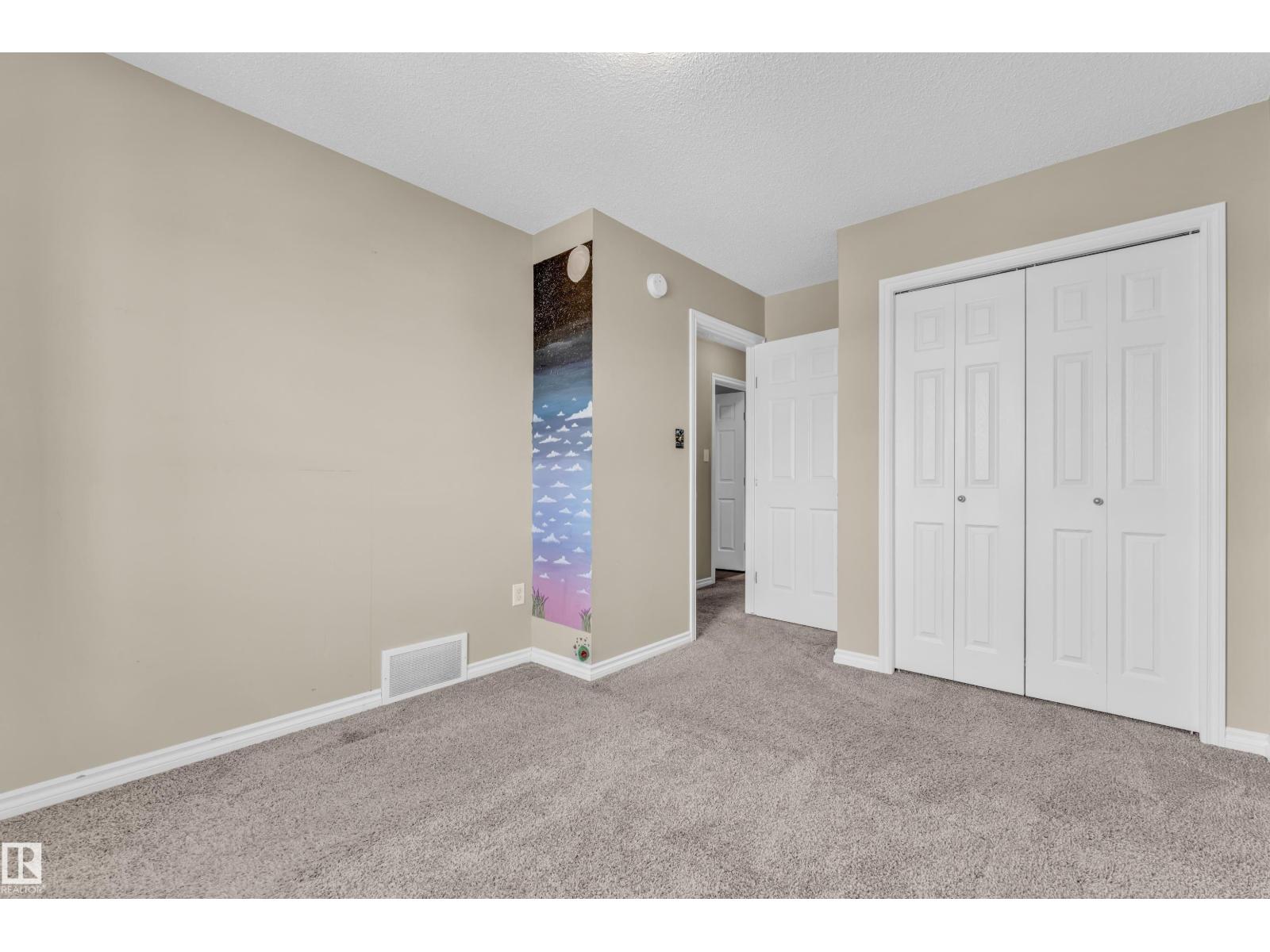 2526 19A AV NW, Edmonton