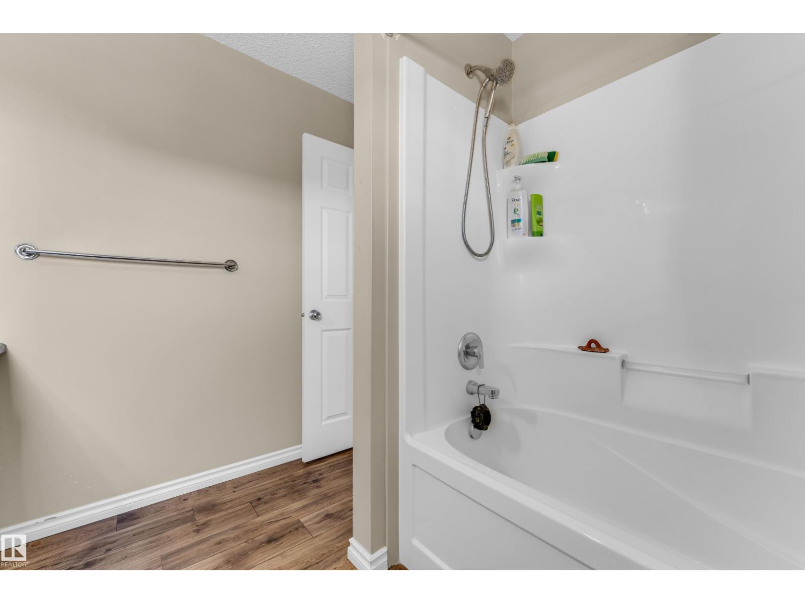 2526 19A AV NW, Edmonton